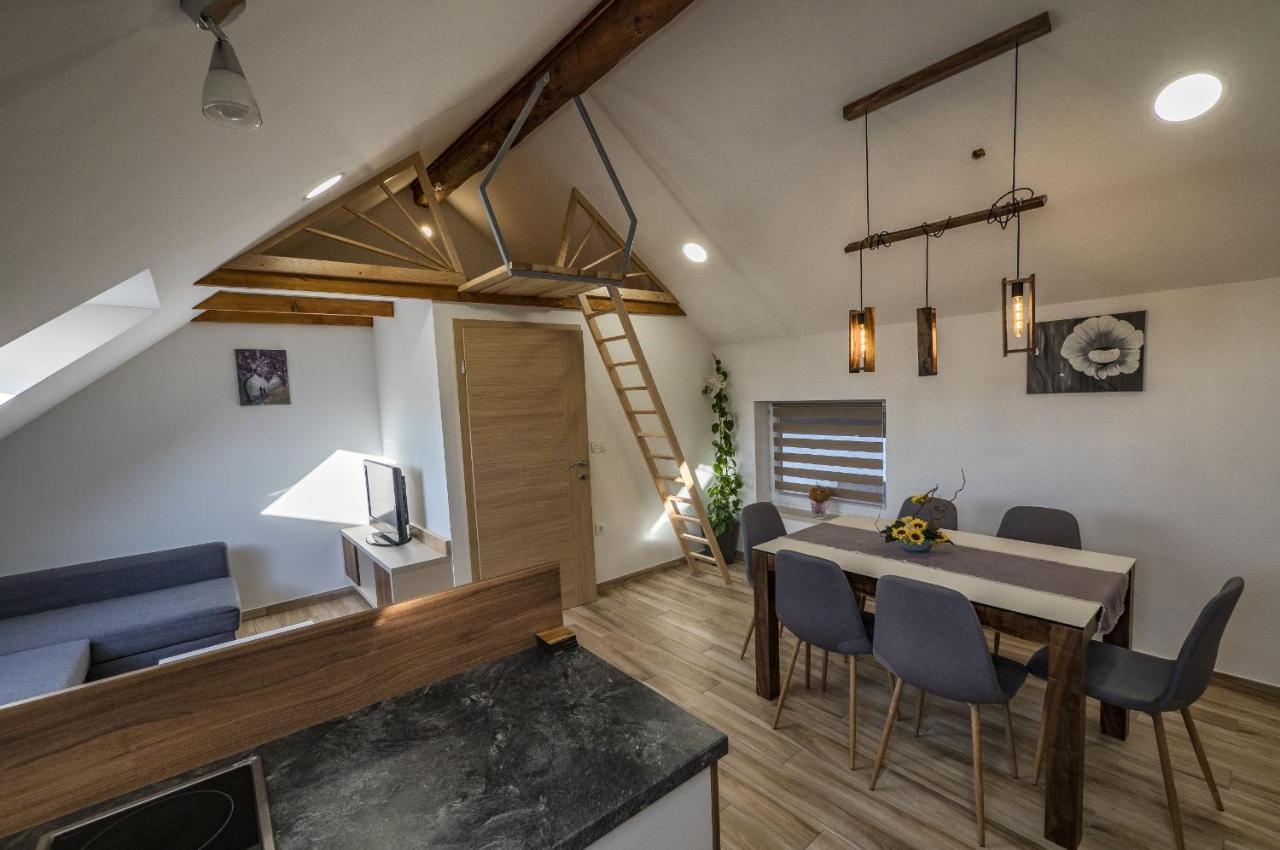 Ferienwohnung Apartma Maricka Križe Exterior foto